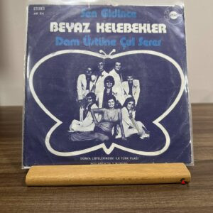 Beyaz Kelebekler – Sen Gidince / Dam Üstüne Çul Serer